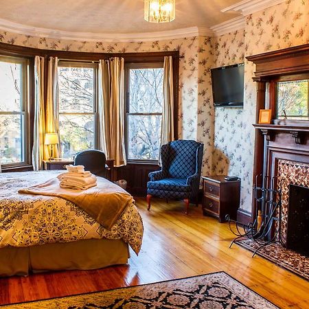 Beacon Inn 1087 Μπρούκλαϊν Δωμάτιο φωτογραφία