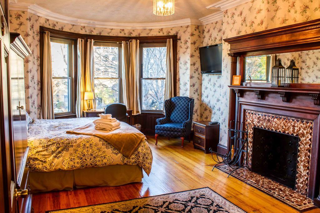 Beacon Inn 1087 Μπρούκλαϊν Δωμάτιο φωτογραφία